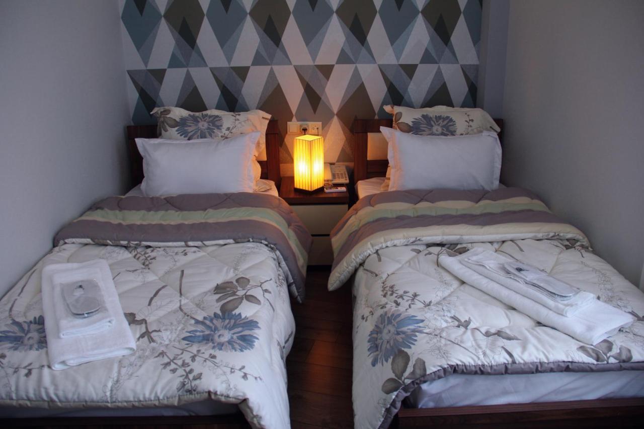 Moon Light Hotel Tiflis Exterior foto